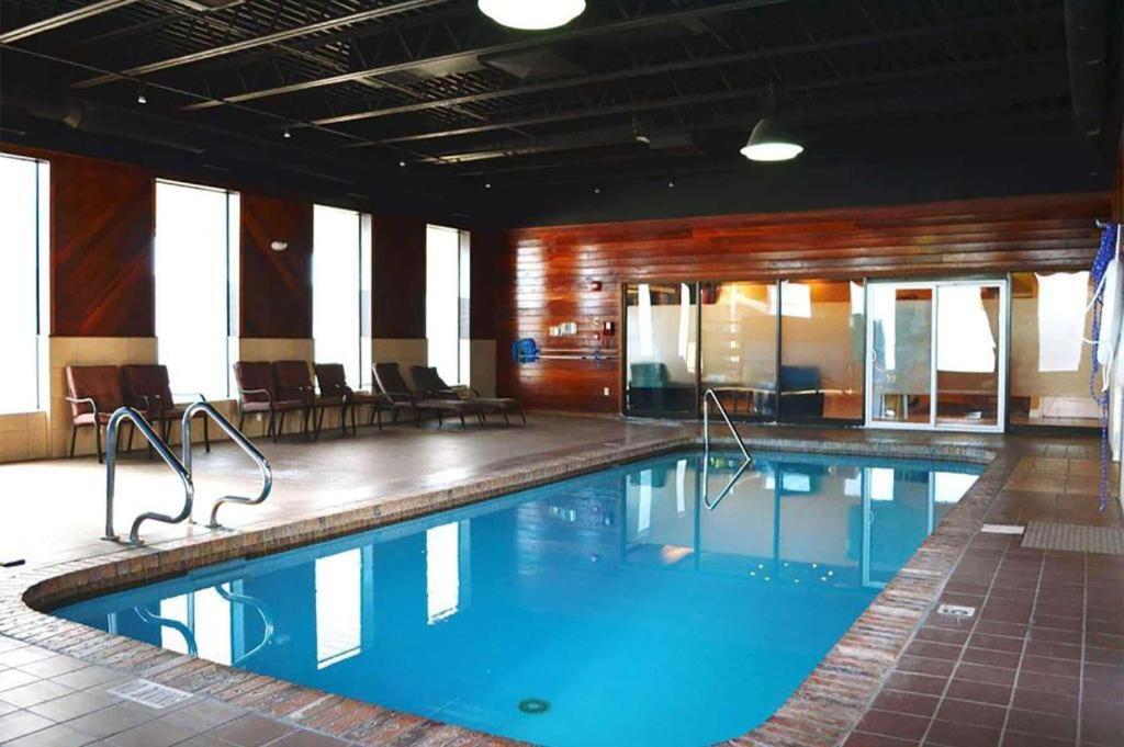 Travelodge By Wyndham Regina Kültér fotó